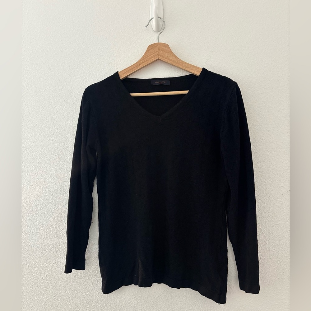 Louis Vuitton monogram black v neck long sleeve top